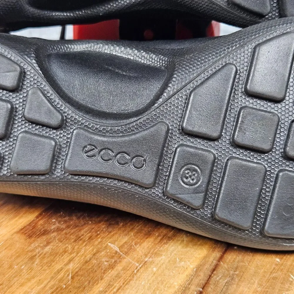 ECCO Jab Toggle Gladiator Sandals Women 38 US 7.5 Black Leather Bungee Fisherman